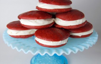 red_velvet_whoopie_pies