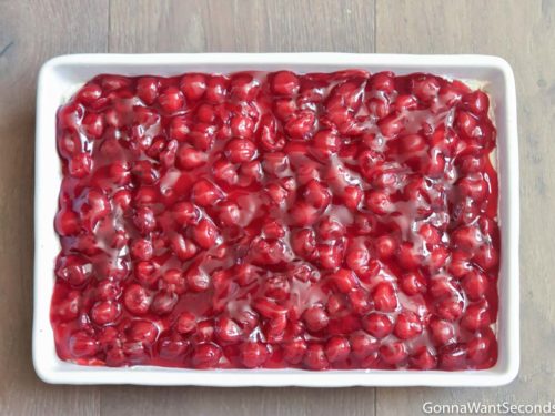 How to make Cherry Delight recipe, topping the cherry pie filling