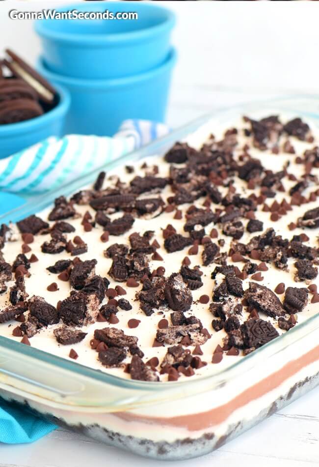 Chocolate Lasagna-This NO BAKE dessert is perfect for summer! Rich and creamy, but still light. This is totally delicious!!!