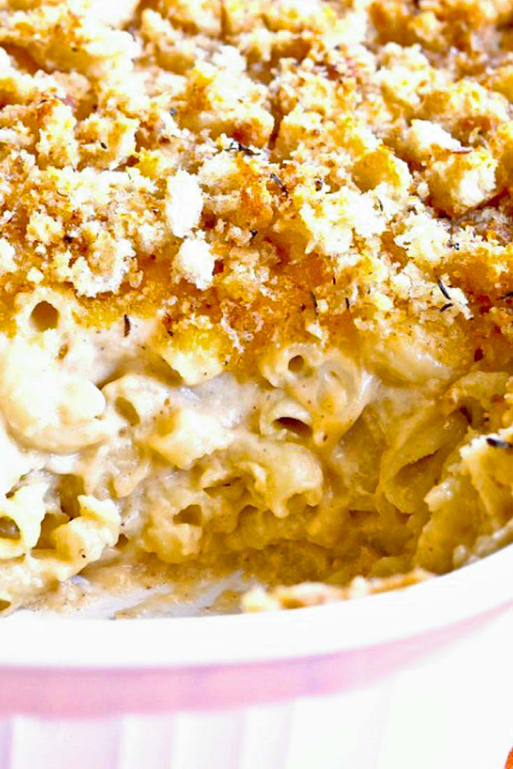 Macaroni and Cheese in a casserole dish