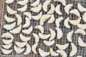 Vanillekipferl on a cooling rack