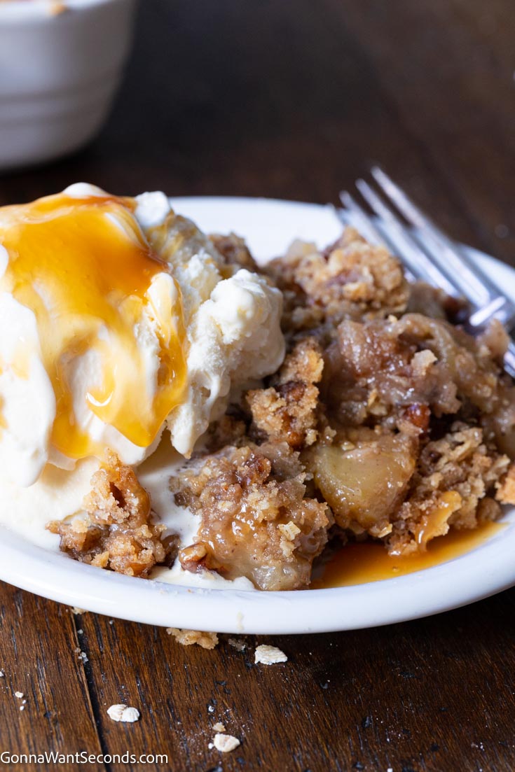 easy apple crisp with ice cream on the side