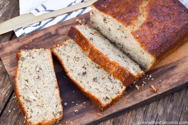 Bisquick Banana Bread (Yeast-Free Bread) - Gonna Want Seconds