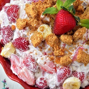 Strawberry cheesecake salad in a red pie plate