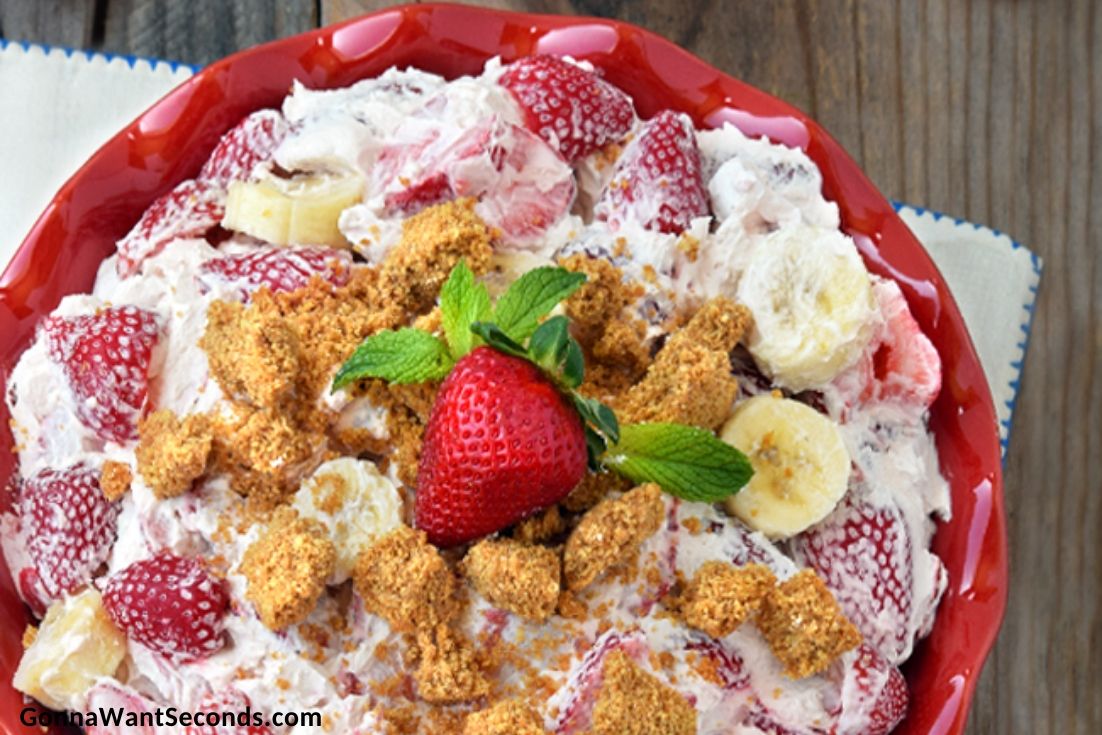 Strawberry cheesecake salad in a red pie plate
