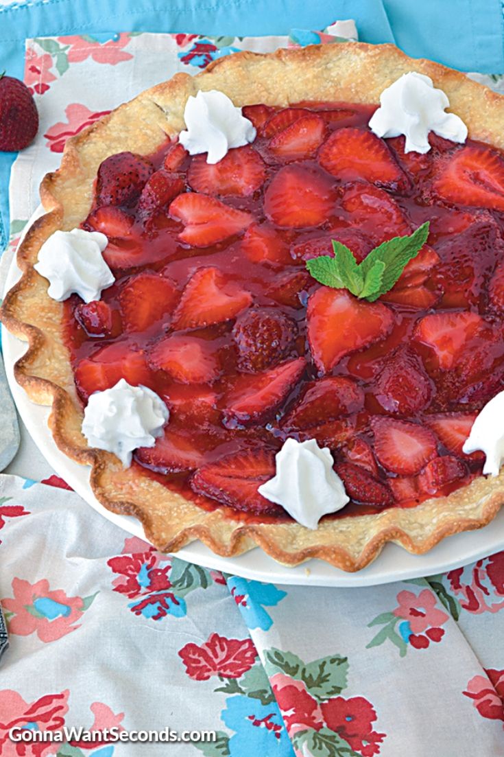 Whole Strawberry Pie in a pie plate