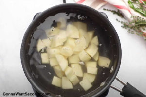 How to make Alton Brown Shepherd's Pie, boiling potatoes