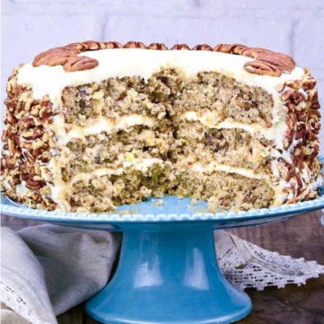 The worldwide classic hummingbird cake gets the Gonna Want Seconds makeover with sweet bananas, tart pineapple, and a bright cream cheese frosting!