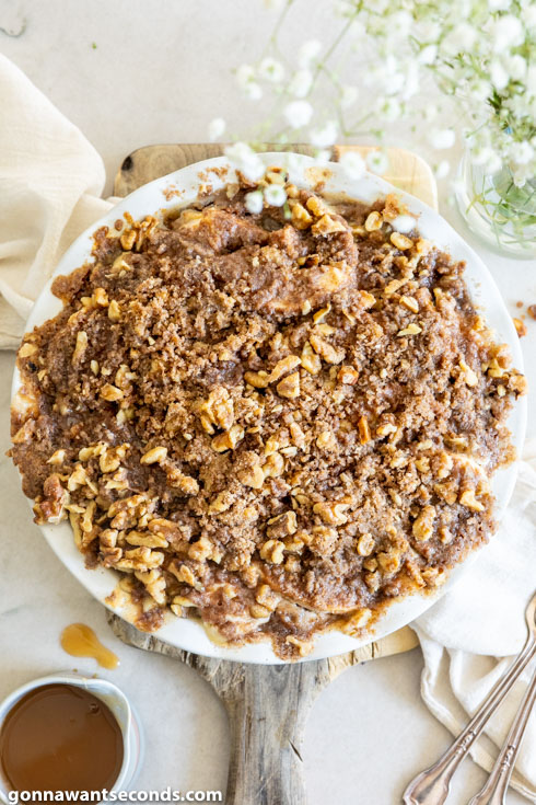 sour cream apple pie filling with crumb topping, top shot