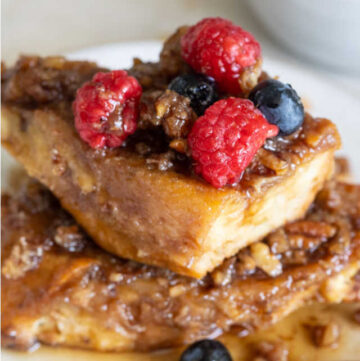 This decadent overnight praline french toast will literally rock your breakfast and brunch table and catapult you to cooking legend status in one meal!