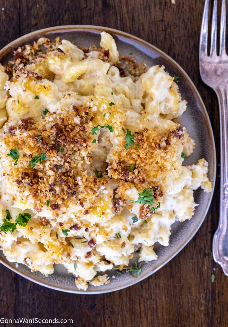 creamy smoked gouda mac and cheese on a plate, top shot