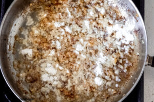 How to make creamy lemon garlic chicken pasta, adding flour
