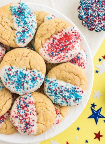 4th Of July Cake Mix Cookies with red and blue spinkles
