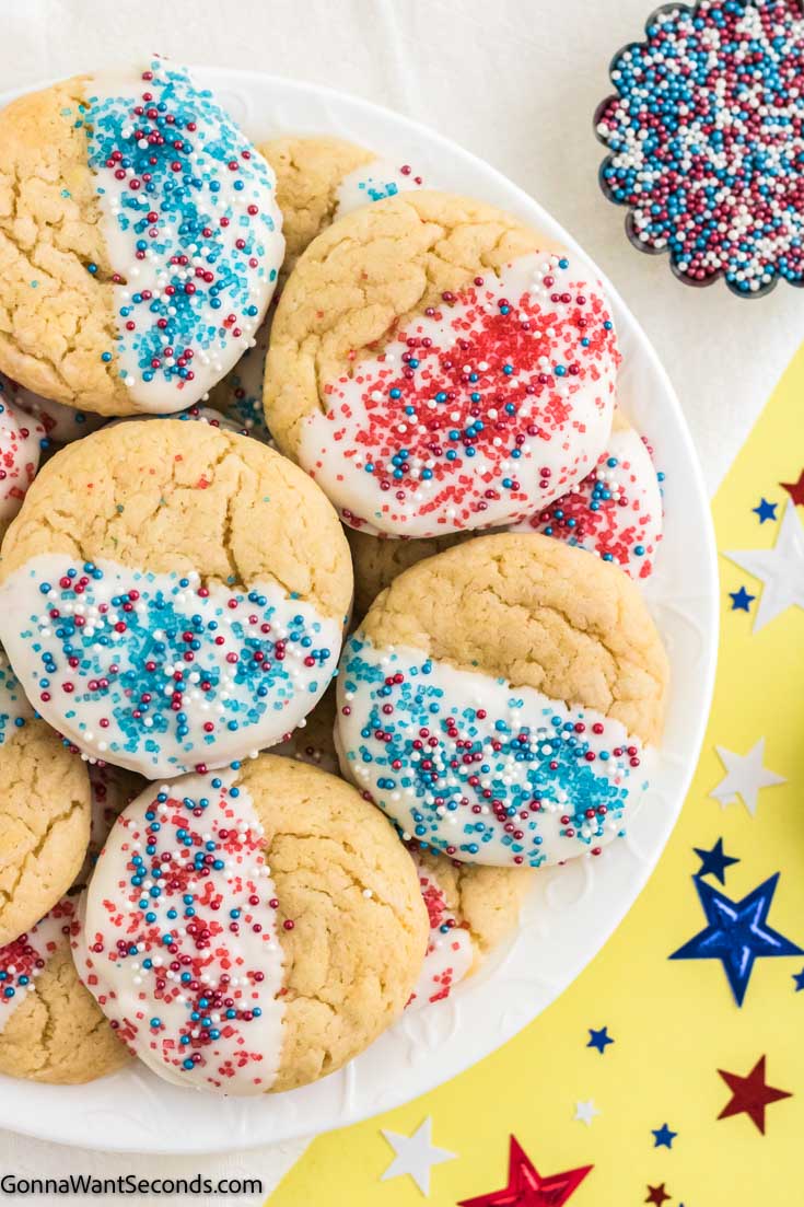 4th Of July Cake Mix Cookies with red and blue spinkles 