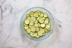 how to make bisquick zucchini pie , evenly layer zucchini at the bottom