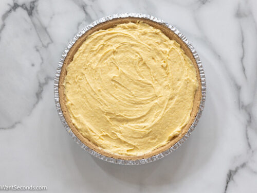 how to make eggnog pie with cool whip , pour eggnog mixture to the prepared crust