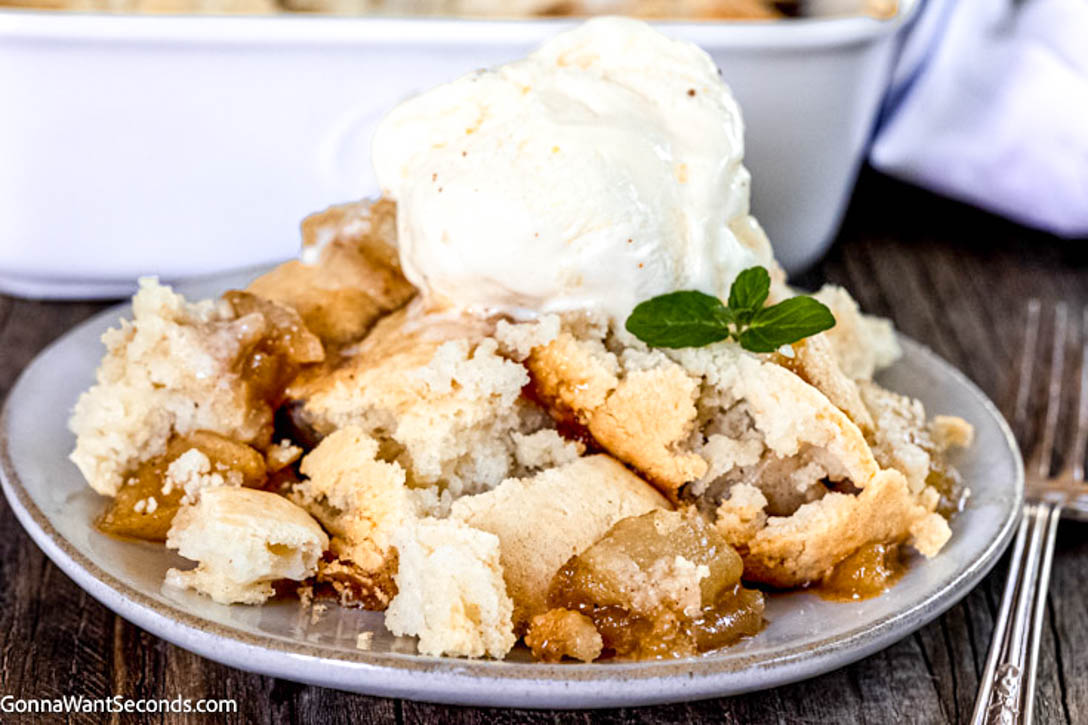 bisquick apple cobbler topped with vanilla ice cream