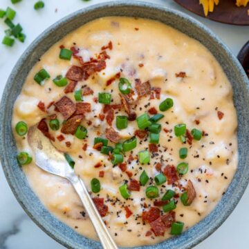 crack potato soup topped with bacon