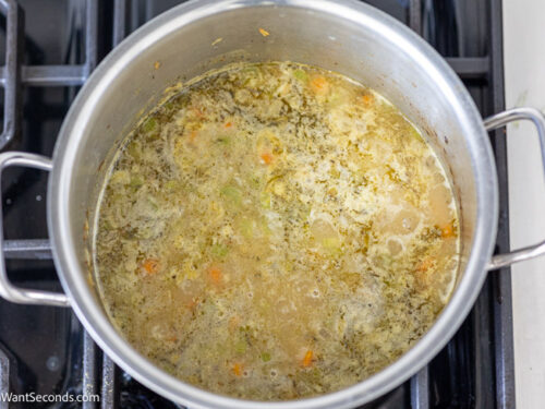 how to make chicken and dumplings bisquick step 3, add broth and seasonings