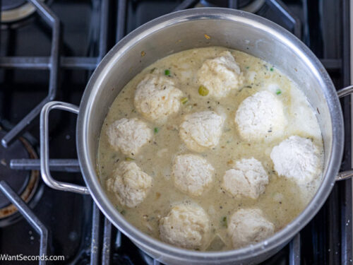 how to make simple Bisquick chicken and dumplings step 4, add chicken and dumplings