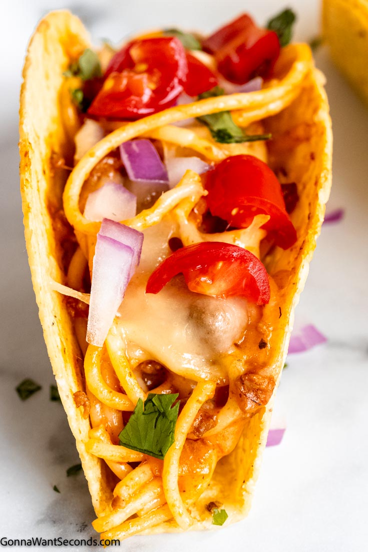 spaghetti tacos with toppings
