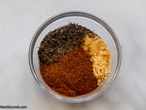 Step 1 how to make Tennessee onions, in a bowl mix together the seasonings