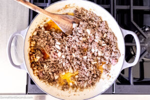 Step 2 how to make cabbage roll skillet, Cook the beef until there's no longer any pink.
