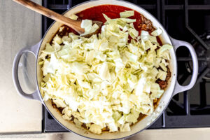 Step 4 how to make cabbage roll skillet, Add the cabbage to the skillet and mix to combine.