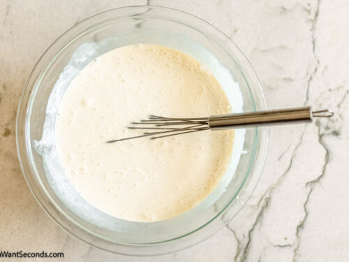 Step 1 how to make frescas con crema, Mix all the liquid ingredients in a bowl.
