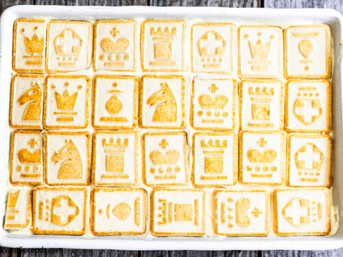 Step 9 how to make no-bake lemon icebox cake, Place a final layer of Chessman cookies on top.