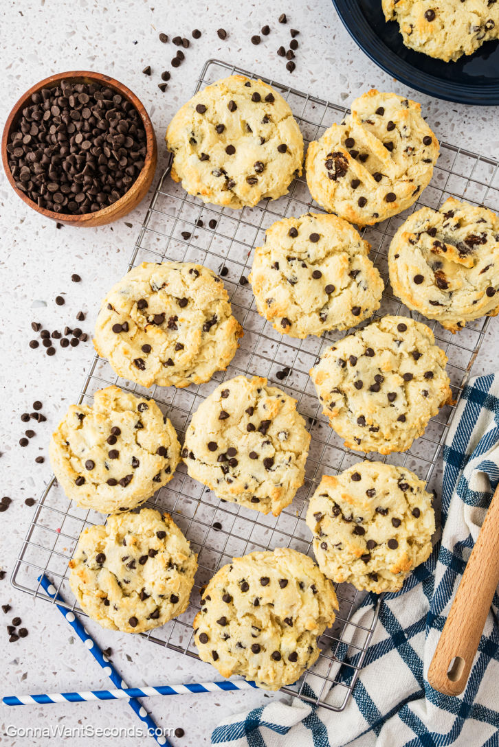 Indulge in Chocolate Chip Cheesecake Cookies that blend creamy cheese with melty chocolate chips for a delightful treat. #chocolatechipcookies #cheesecakecookies Chocolate Chip Cheesecake Cookies on a cooling rack